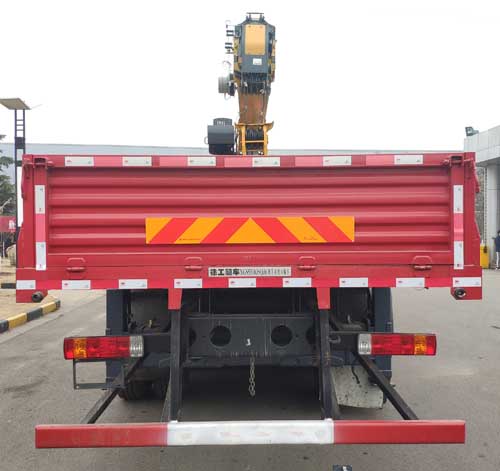 徐工牌XGS5310JSQJ6型随车起重运输车